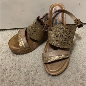 OTBT Hippie Gold wedge